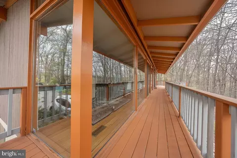 Entry Way - 300 Highview Dr, Wayne, PA 19087 photo 1 of 5