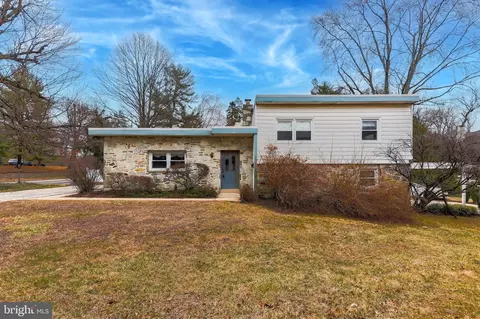 520 Montgomery Ave, Merion Station, PA 19066