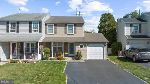 62 Wynmere Dr, Horsham, PA 19044