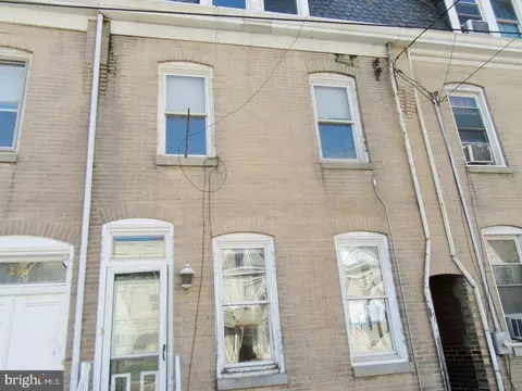 572 E Main St, Norristown, PA 19401