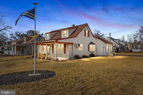 620 Preston Ln, Hatboro, PA 19040