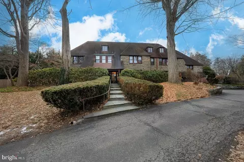 109 Ringwood Rd, Bryn Mawr, PA 19010