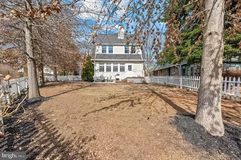 517 Merwyn Rd, Narberth, PA 19072 photo 8