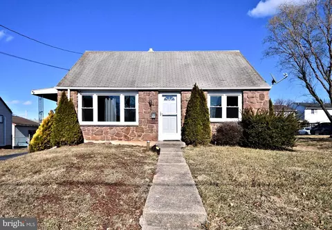 1121 Industrial Ave, Pottstown, PA 19464
