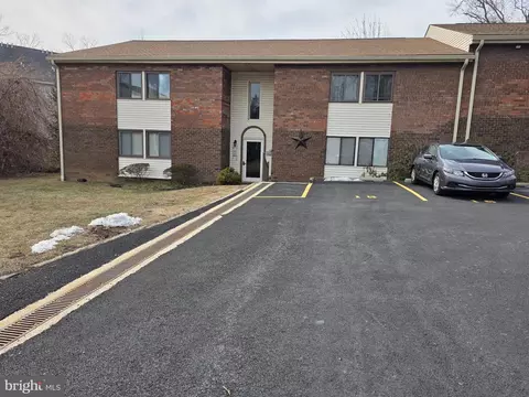 15 Kings Ct #15, Hatboro, PA 19040