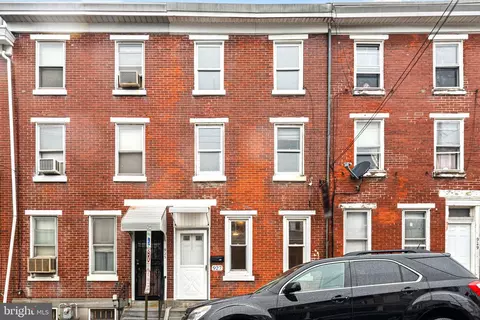 927 Green St, Norristown, PA 19401