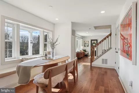 Entry Way - 206 Upper Gulph Rd, Radnor, PA 19087 photo 5 of 8