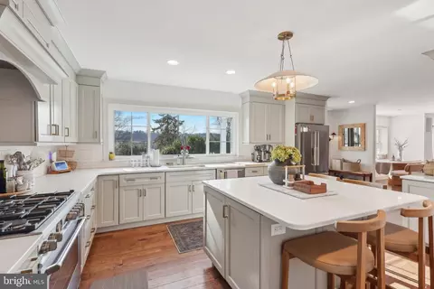 Kitchen - 206 Upper Gulph Rd, Radnor, PA 19087 photo 2 of 4