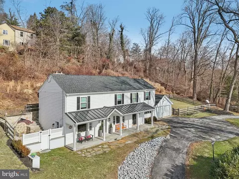 Exterior - 206 Upper Gulph Rd, Radnor, PA 19087 photo 2 of 5