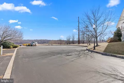 284 Militia Dr, Wayne, PA 19087 photo 49