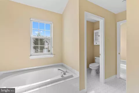 284 Militia Dr, Wayne, PA 19087 photo 31