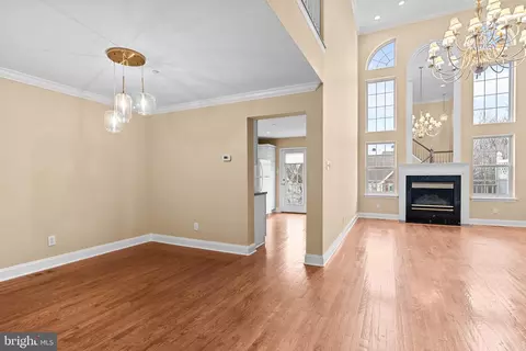 284 Militia Dr, Wayne, PA 19087 photo 7