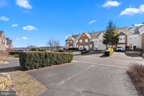 284 Militia Dr, Wayne, PA 19087 photo 47