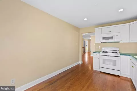 284 Militia Dr, Wayne, PA 19087 photo 18
