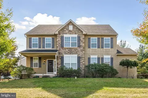 957 Ivy Ln, Pottstown, PA 19464