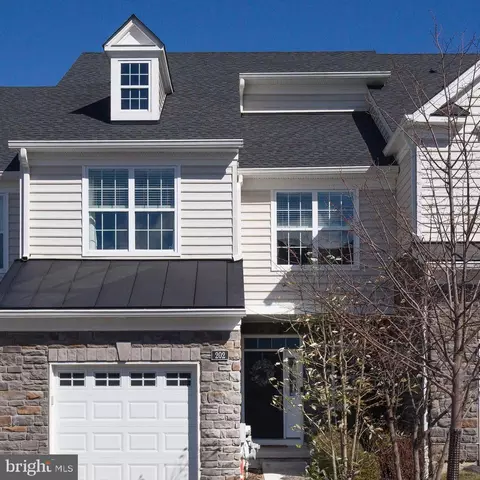 202 Ella Ln, Conshohocken, PA 19428