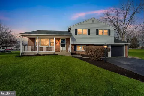212 E Spruce St, Gilbertsville, PA 19525