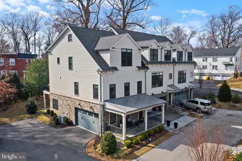 24 Price Ave #1, Narberth, PA 19072