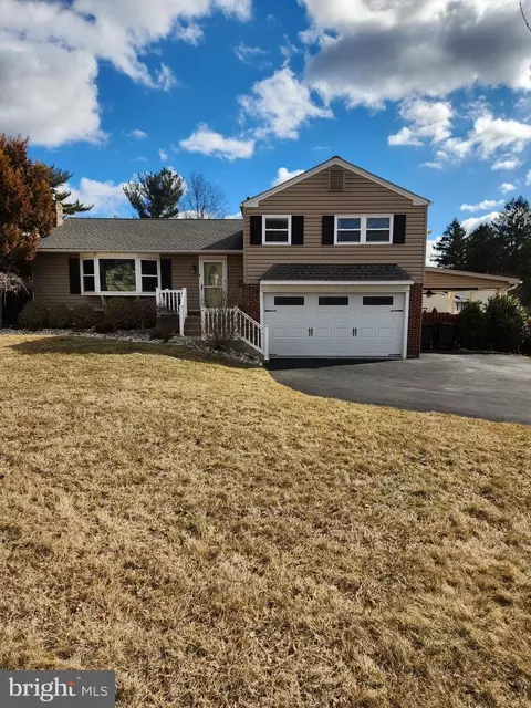 613 Kneedler Rd, North Wales, PA 19454