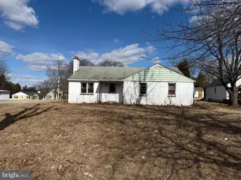 3127 Providence Rd, Norristown, PA 19403