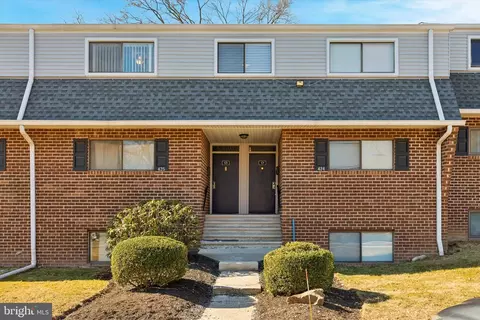 424 Stony Way #424, Norristown, PA 19403