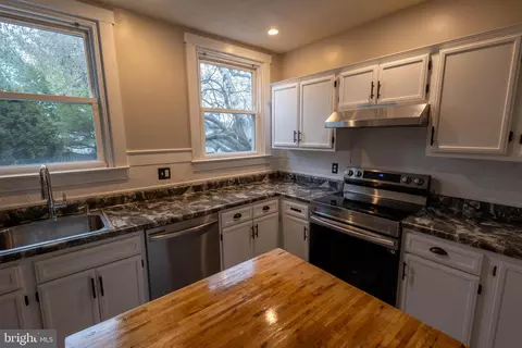 1420 Pine St, Norristown, PA 19401