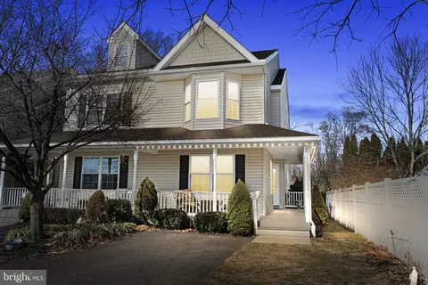 113 Orlemann Ave, Oreland, PA 19075