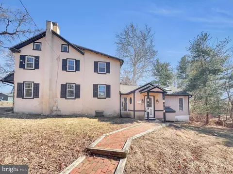 3924 Beth Dr, Collegeville, PA 19426