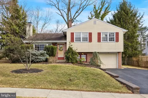 110 E Valley Creek Rd, Plymouth Meeting, PA 19462