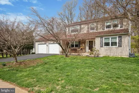 720 Vance Dr, Glenside, PA 19038