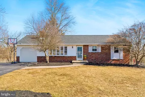 2780 Barndt Rd, Harleysville, PA 19438