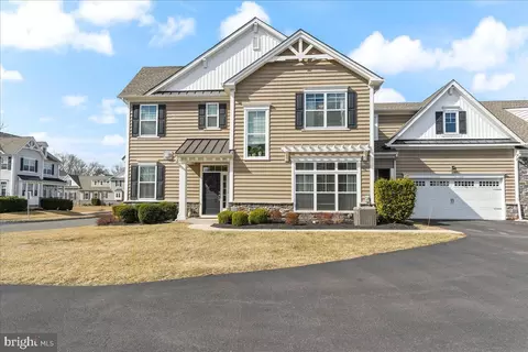 1202 Summit Dr, Royersford, PA 19468