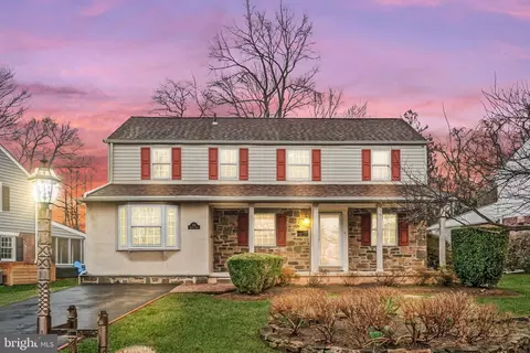 526 Drayton Rd, Oreland, PA 19075