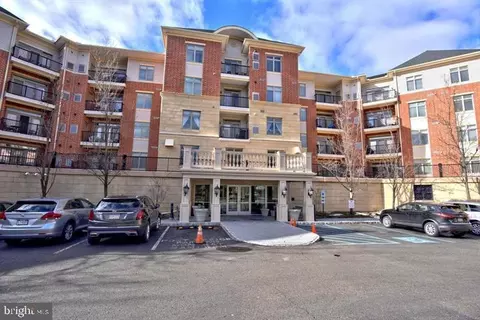 312 Carson Ter, Huntingdon Valley, PA 19006