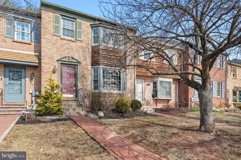 4004 Cabot Ct, Skippack, PA 19474