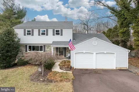 54 Dorchester Rd, Collegeville, PA 19426