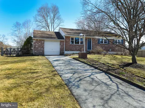 3302 Lisa Rd, Norristown, PA 19403
