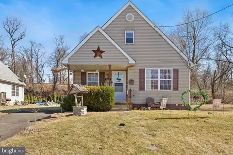 1621 Washington Ave, Willow Grove, PA 19090