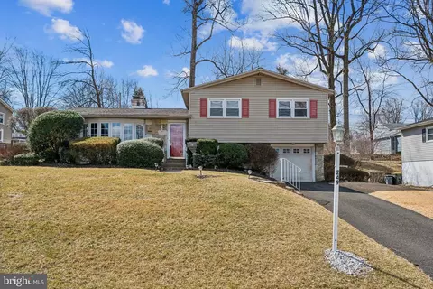 249 Cowbell Rd, Willow Grove, PA 19090