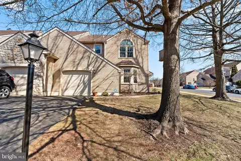1140 Keats Ct, Lansdale, PA 19446