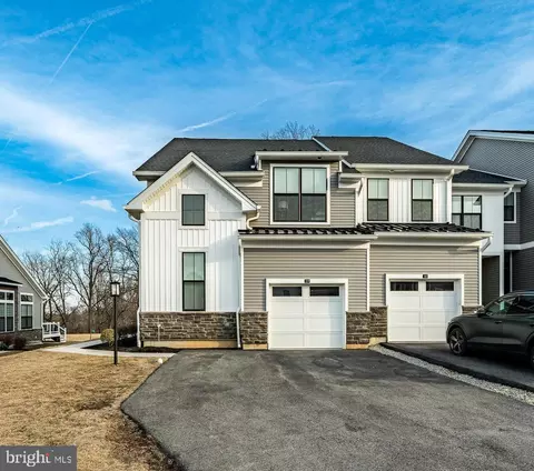 59 Umbrell Dr, Eagleville, PA 19403