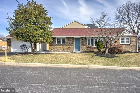 2443 Lamott Ave, Willow Grove, PA 19090