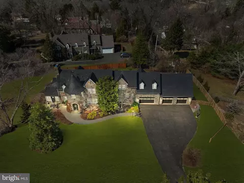 1300 Gilbert Rd, Jenkintown, PA 19046