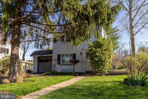 1227 Bruce Rd, Oreland, PA 19075