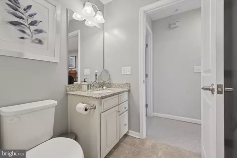 Entry Way - 11 Twomey Ct, Wyncote, PA 19095 photo 9 of 11