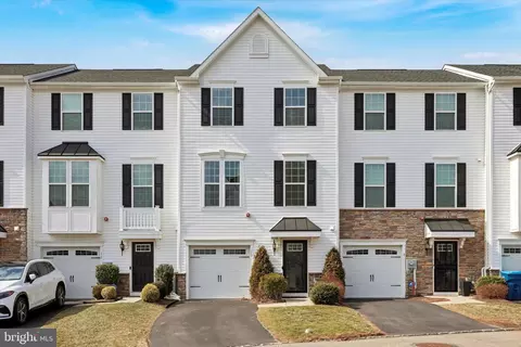 11 Twomey Ct, Wyncote, PA 19095
