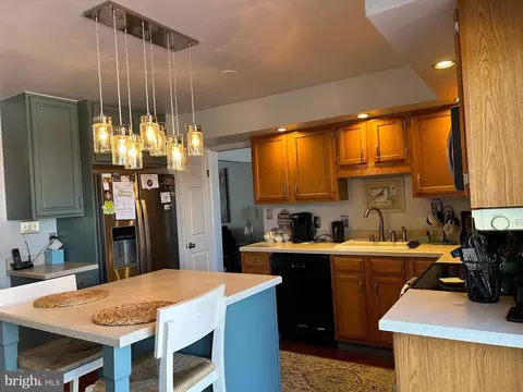 Kitchen - 7 Windward Dr, Barto, PA 19504 photo 1 of 4