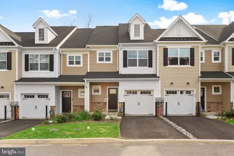 264 Honey Ln #HOME D21, Norristown, PA 19401