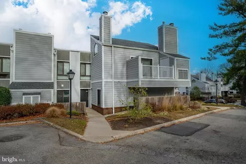 1730 Oakwood Ter #11-D, Penn Valley, PA 19072