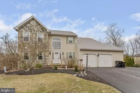 341 Vanderbilt Ln, Harleysville, PA 19438